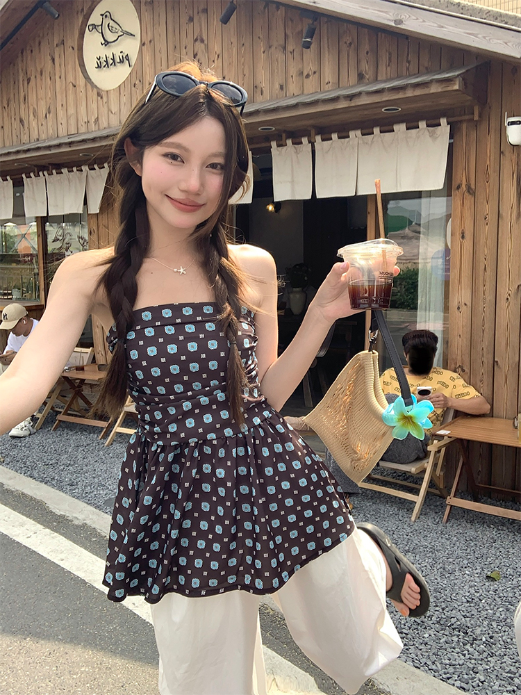 Real photo of sweet and spicy icon’ ruffled pleated A-shaped multi-color strap top