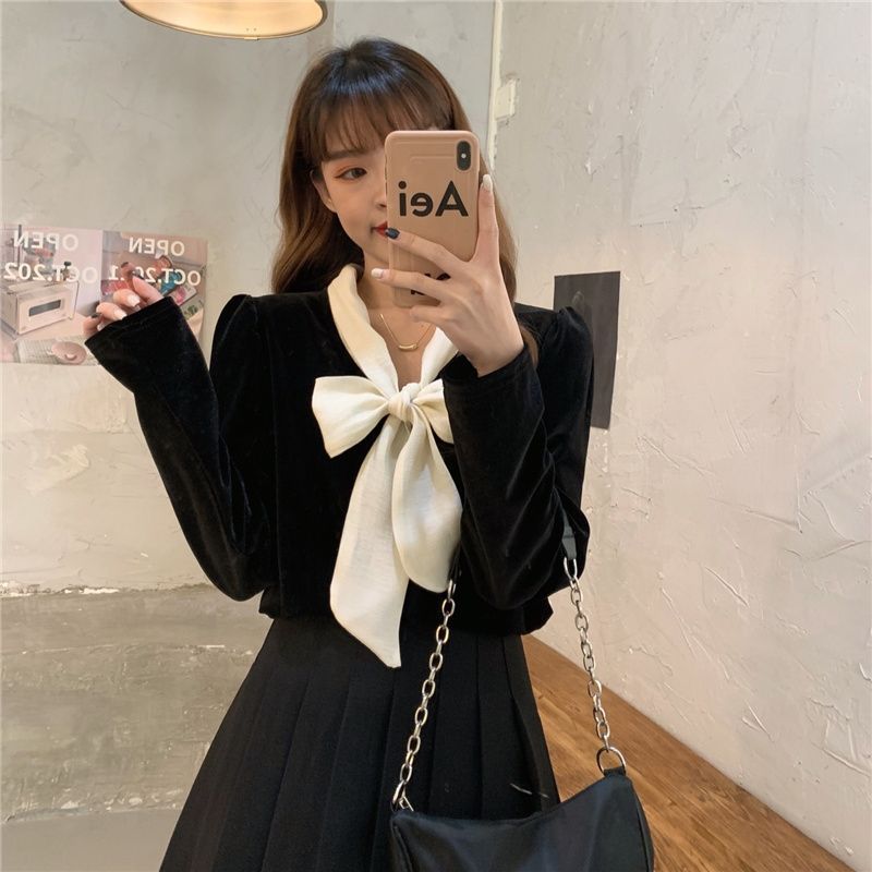 Xiaoxiang style spliced ​​lace bow design black lace shirt women's top long sleeves bottoming
