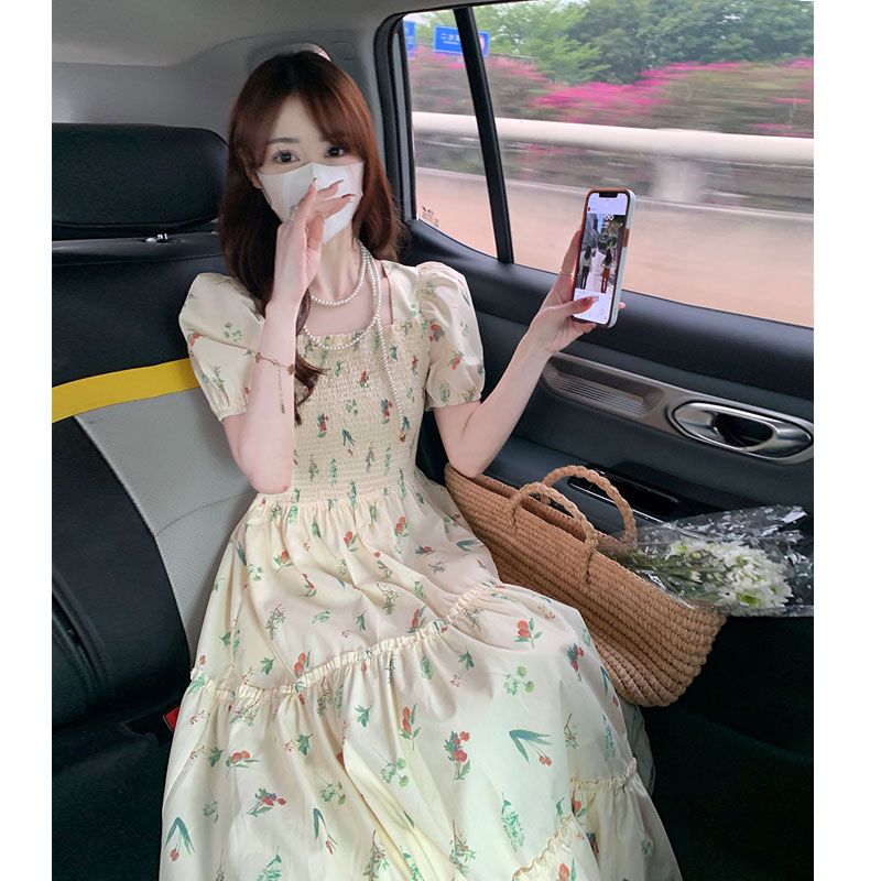 甜美設計感小眾2025夏款法式氣質連衣裙收腰顯瘦碎花裙