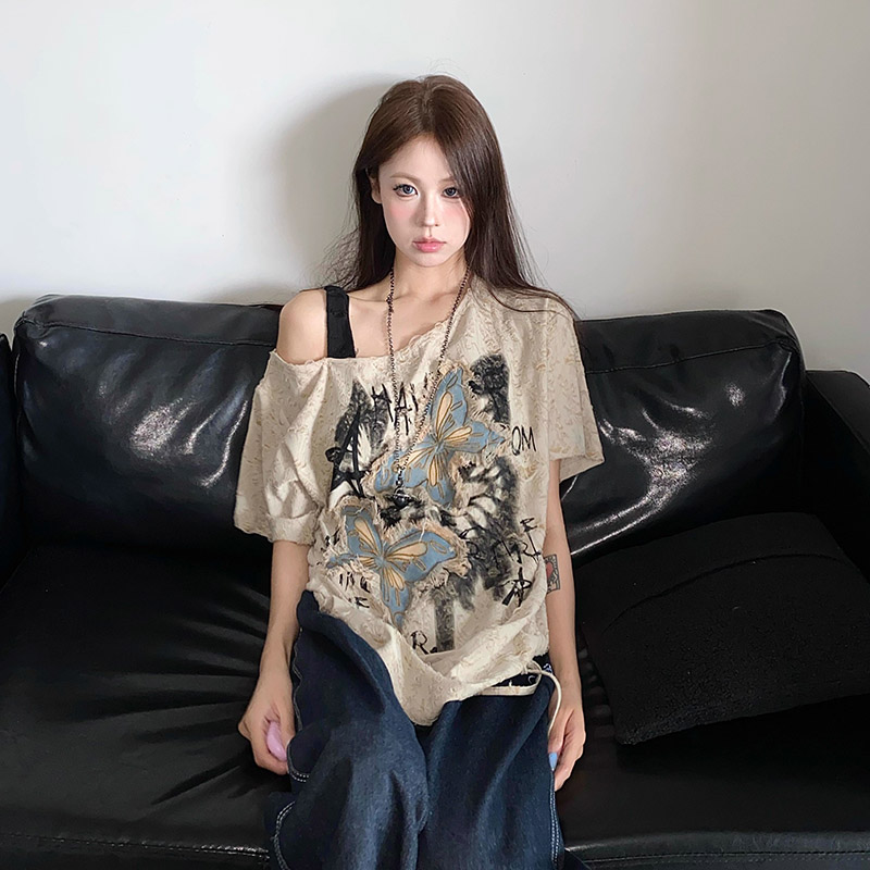 Original ripped fabric design slim T-shirt for women in summer European and American design slim belly cover top trendy