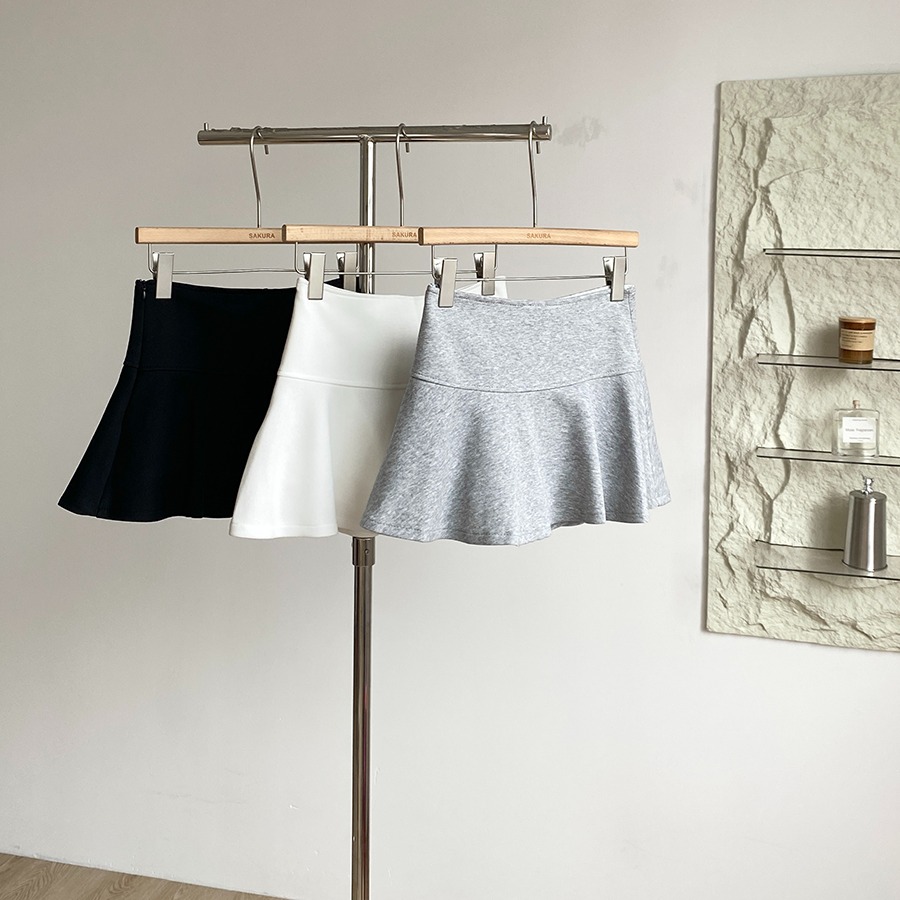 Summer 2025 new Korean sports hot girl style slim high waist short skirt women's small A-line skirt