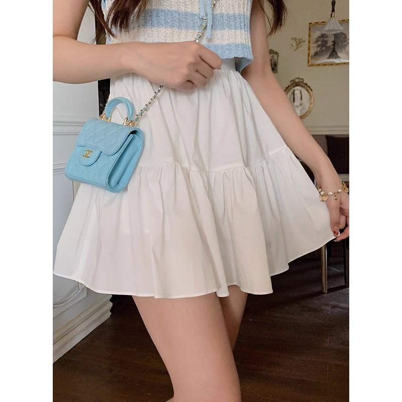 French sweet age-reducing black skirt for women in summer elastic waist covering hips to make them look slim and puffy A-line short skirt