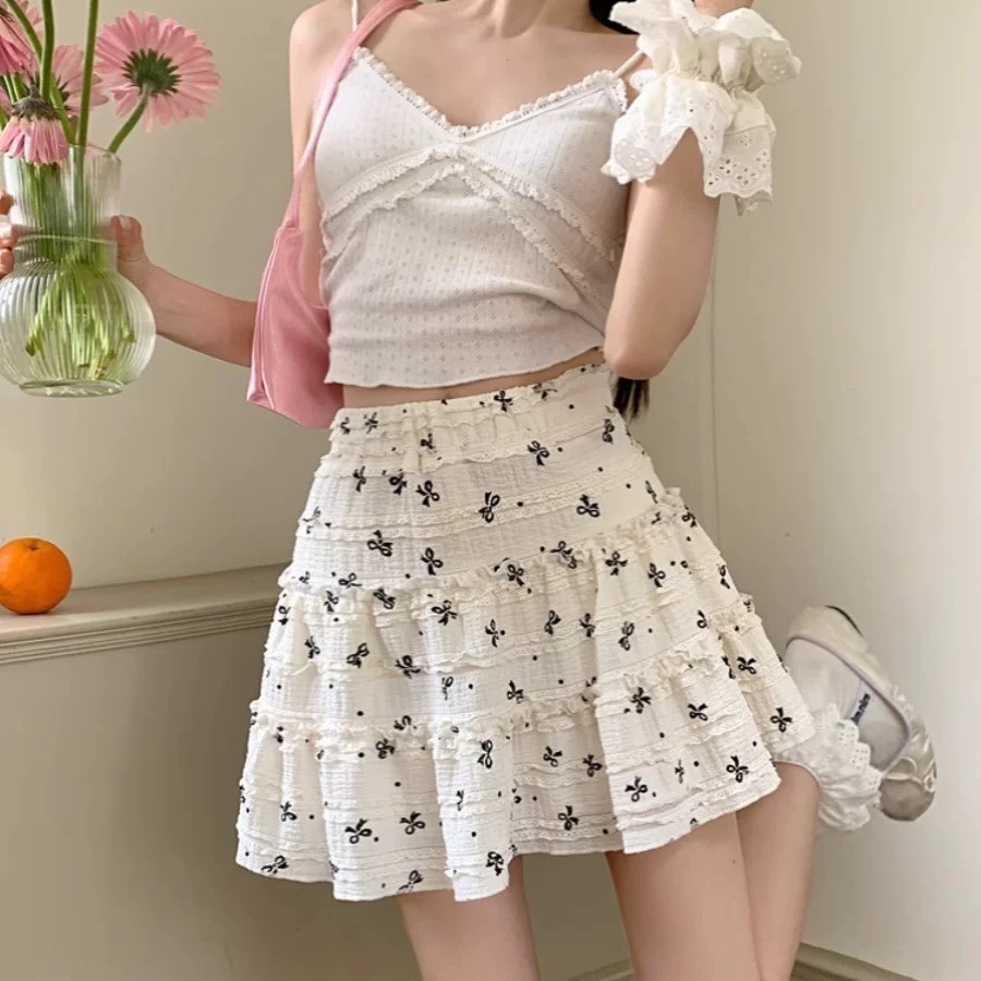 Korean version of vanilla bow skirt for women in spring and summer tender girl short skirt A-line lace bow white cake skirt