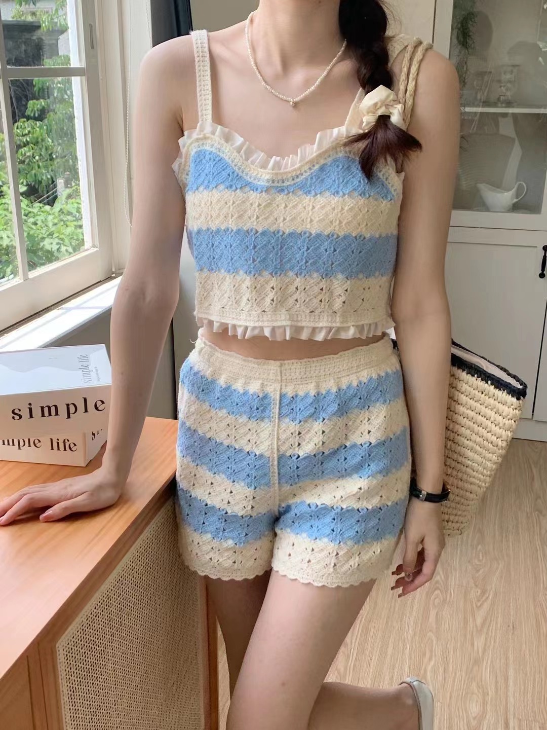 Heart-shaped collar hollow knitted suspender vest for women's summer new sweet girl's beach short top set