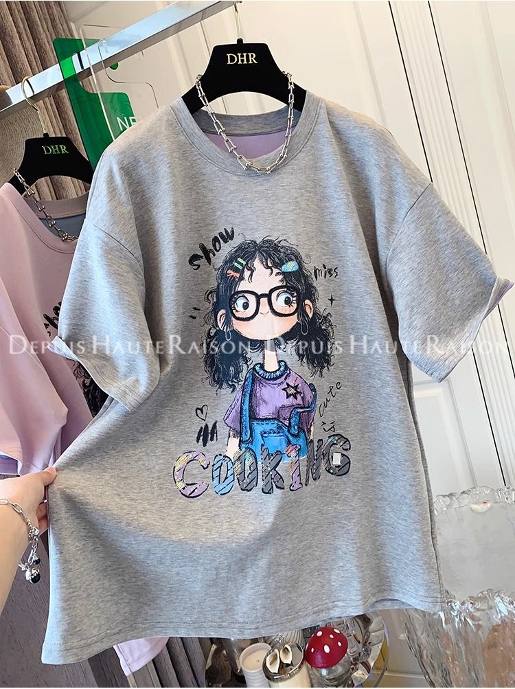 Unique and beautiful girl contrasting color short-sleeved T-shirt loose top for women in summer