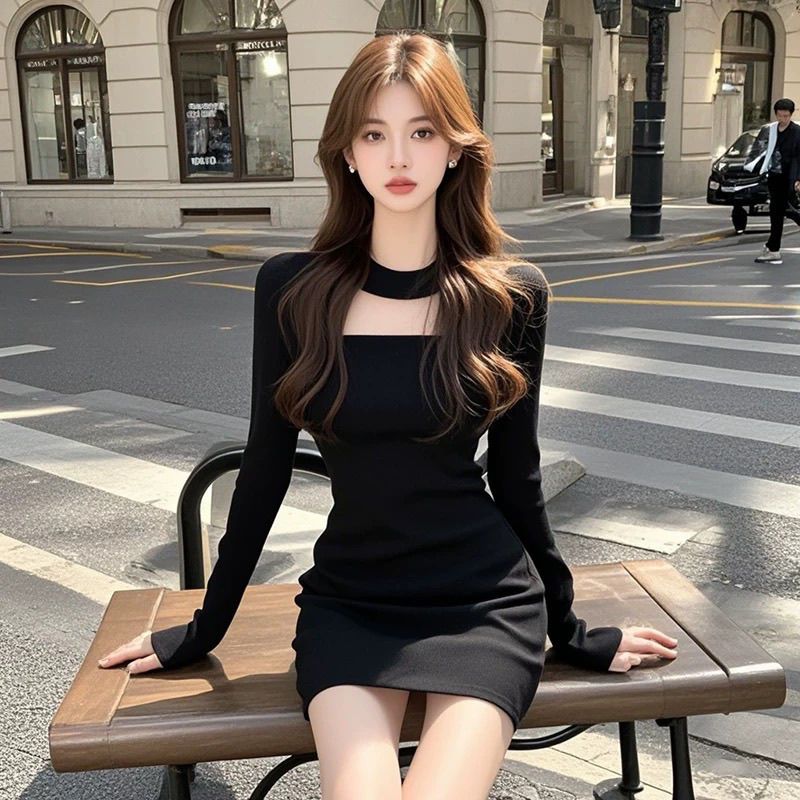 Cold royal sister style square collar halter neck long sleeve dress for women with niche unique design feel waist-hugging and slimming hip short skirt