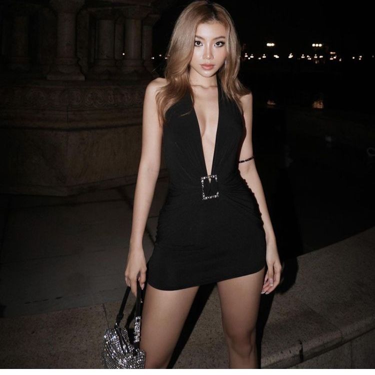 2025 new style high-end silk short skirt for women with deep V halter neck dress sexy hip-cover miniskirt