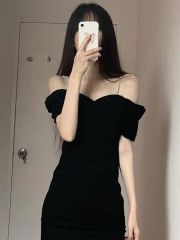 Korean version of 2025 new summer suspender dress with one shoulder high-end super fairy dress