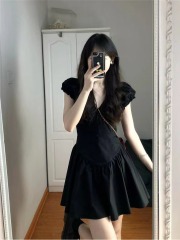 大碼法式褶皺性感連衣裙女夏季顯瘦黑色裙子胖mm遮肚藏肉辣妹短裙