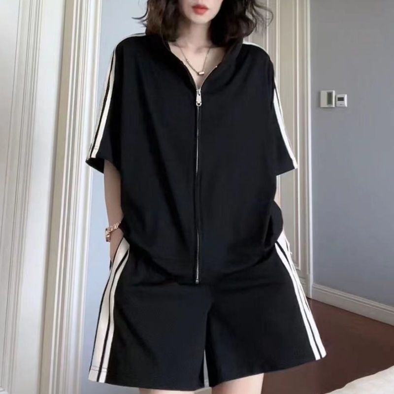2025 summer Korean version loose and fashionable design niche large size age-reducing two-piece set