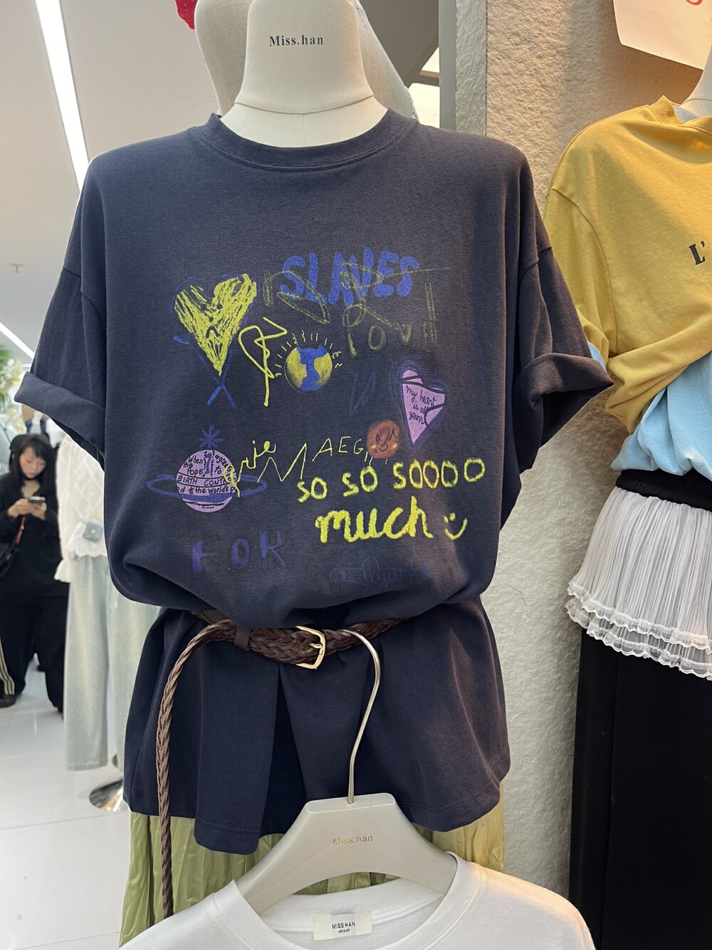 200g combed and tight spun in 2025, pure cotton back bag strip, spring and summer loose shoulder printed short-sleeved T-shirt