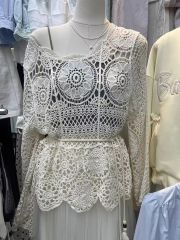 2025夏季新款韓系修身圓領時尚鏤空提花長袖T恤鈎花罩衫女上衣