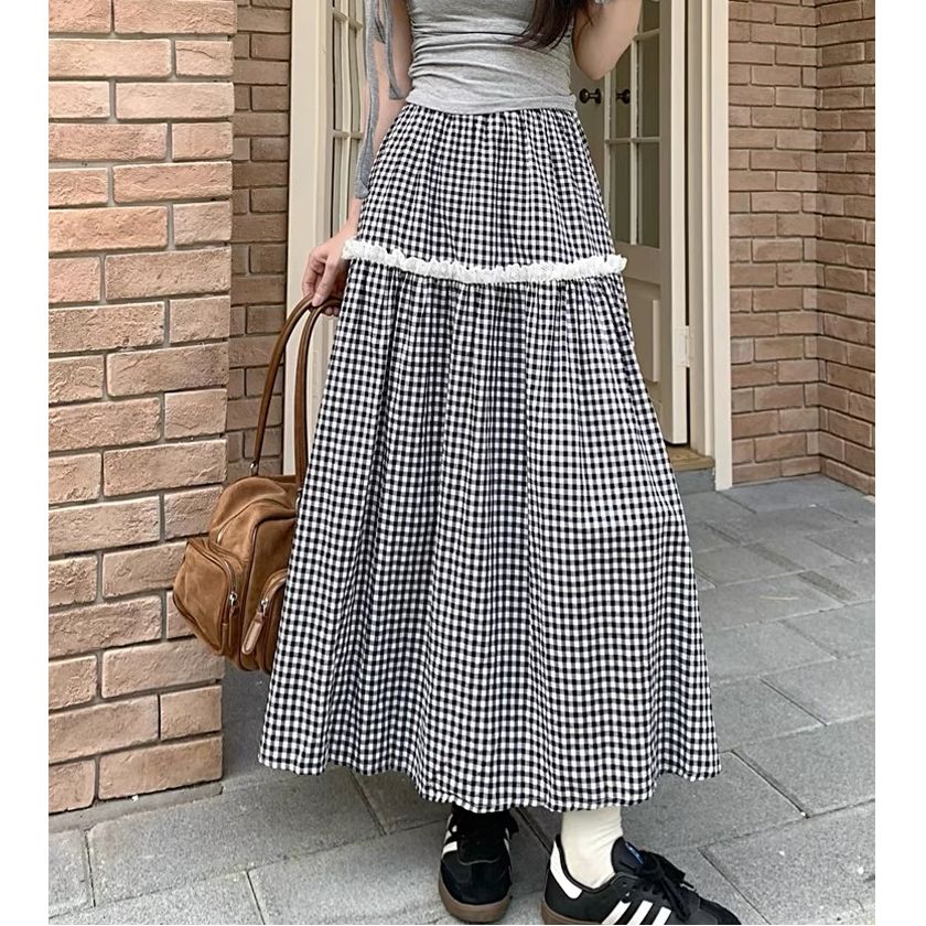 Retro plaid lace splicing skirt for women 2025 spring and summer new fashionable high-waisted strap slim A-line long skirt
