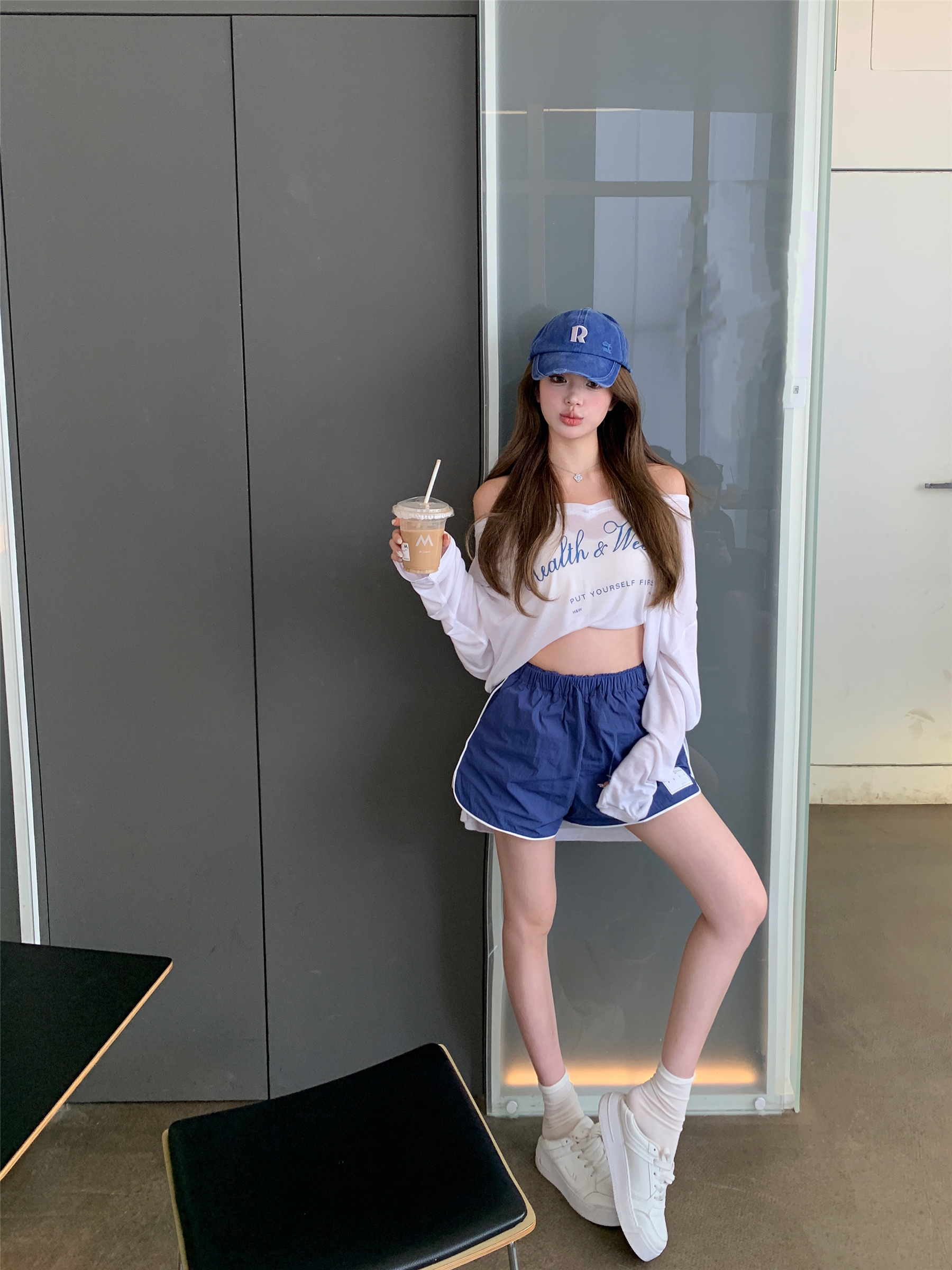 Real shot!  Sweet and spicy letter printed V-neck slit sunscreen T-shirt blouse women's high waist wide-leg shorts suit two-piece set