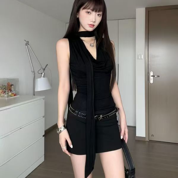 2025 American hot girl dress for women in spring and summer sexy little black skirt with lady style long sleeve black hip short skirt