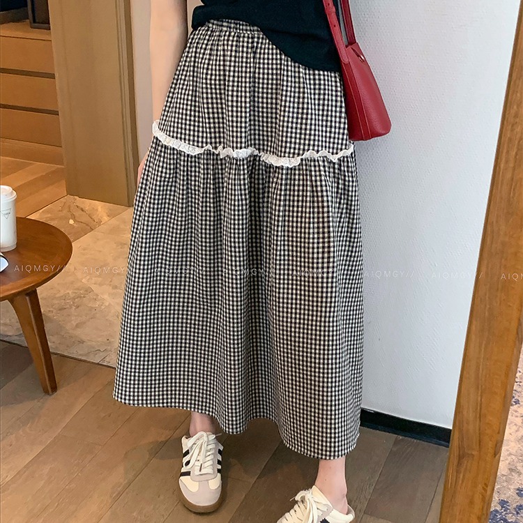 黑白格子蕾絲拼接半身裙女夏季2025超火裙子miu里miu氣遮胯大擺裙
