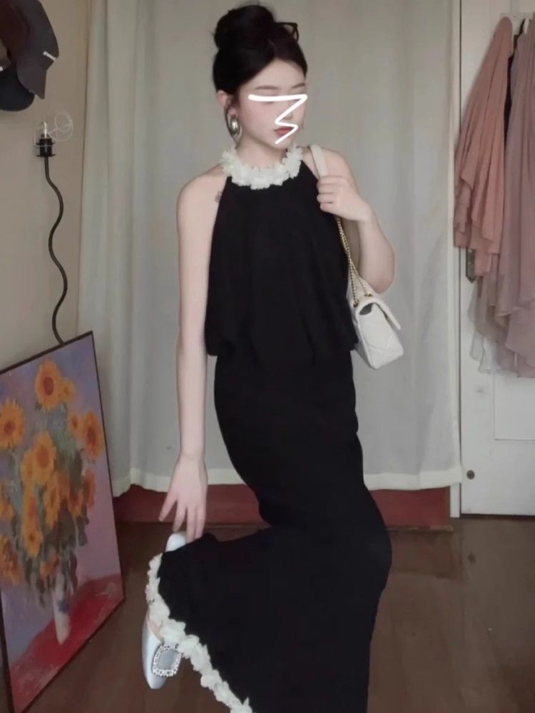 Summer 2025 new niche design sleeveless long skirt suit French three-dimensional flower black halter neck dress for women