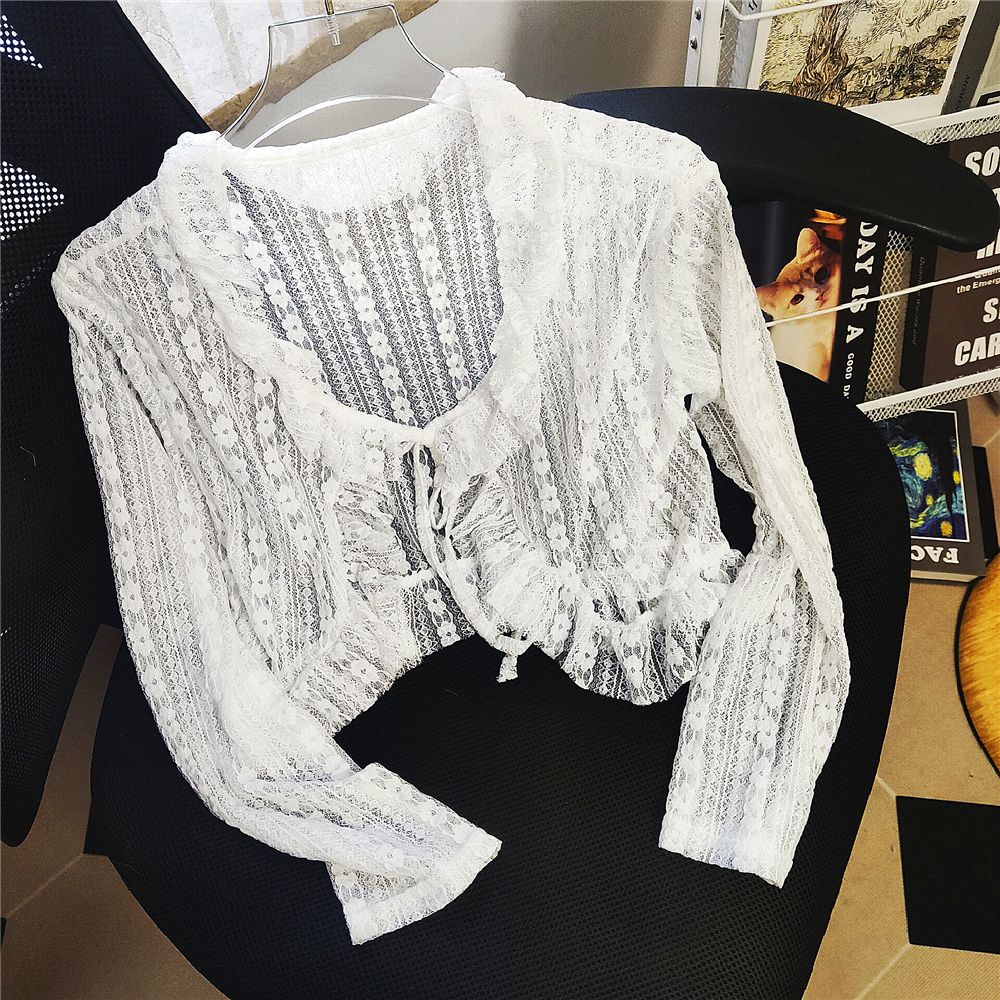 Real shot of wood ears fashionable sunscreen short jacket lace hollow thin French niche design sense