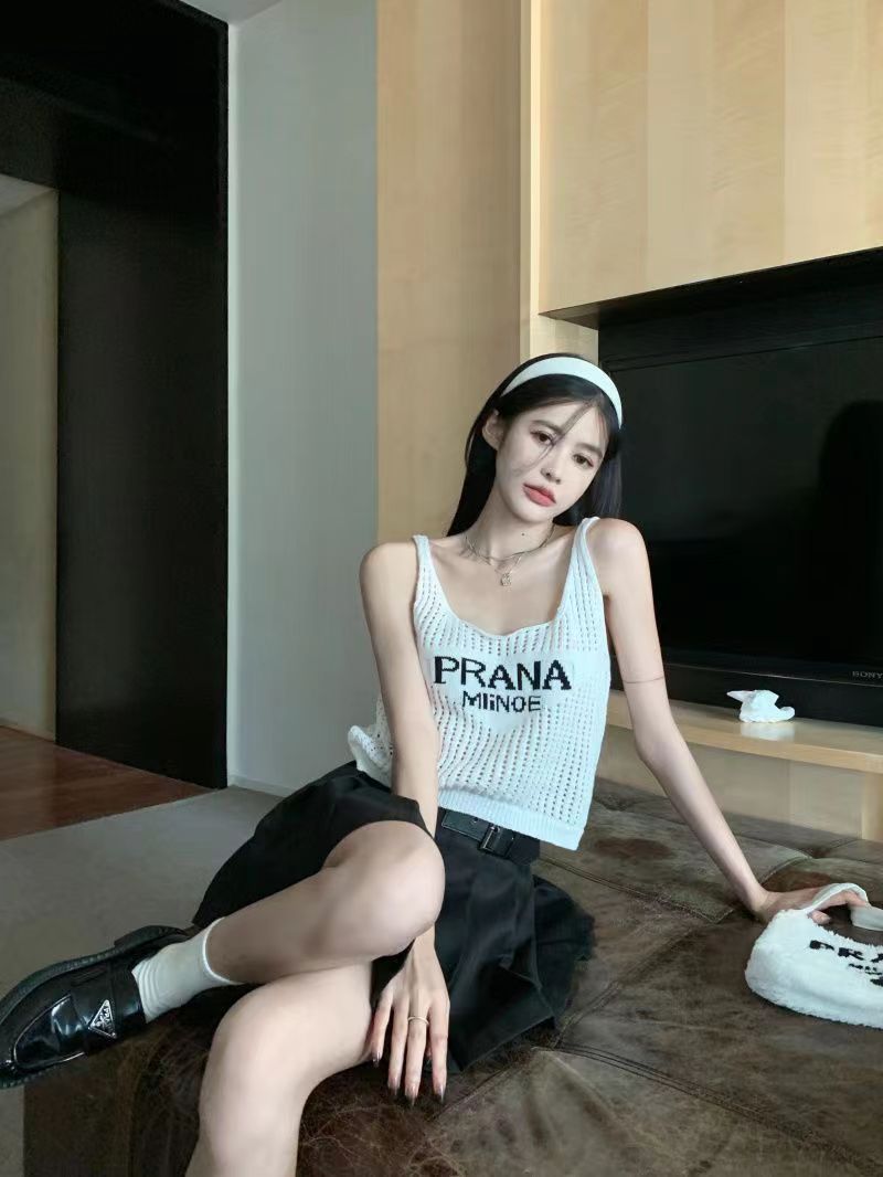 Sleeveless clavicle vest suspender sexy thin hollow letter short sweet and spicy slim top