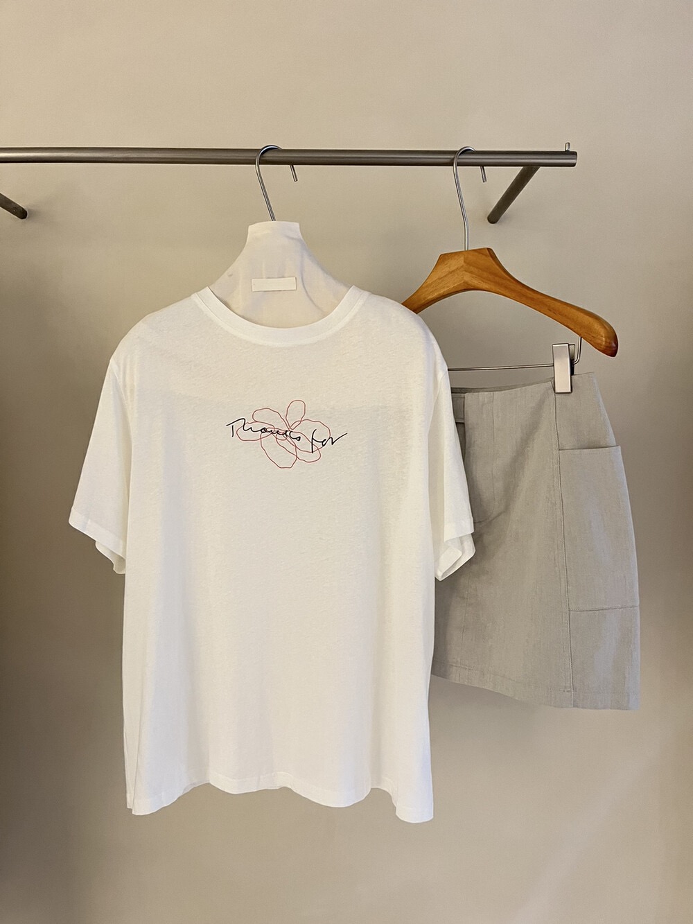 200g combed and tight spun in 2025, pure cotton back bag strip, spring and summer loose shoulder printed short-sleeved T-shirt