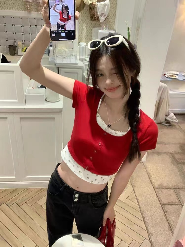 甜辣小碎花紅色短袖t恤女夏季正肩花邊假兩件短款上衣