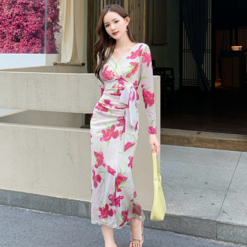 V-neck dress for women spring slim holiday long skirt