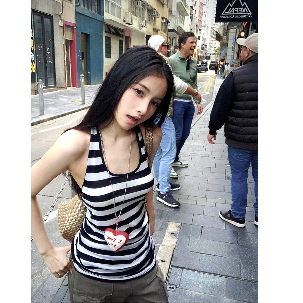 2025 new striped beautiful back halter halter vest for women in summer slim fit inner backless sleeveless top