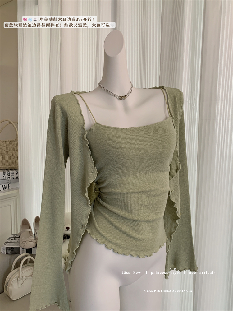 Real shot of 25 spring new gentle style design wavy two-piece sweater set