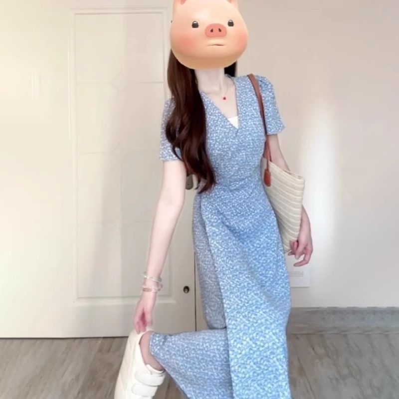 藍色v領碎花連衣裙女秋季2025新款小個子超好看氣質溫柔風長裙子