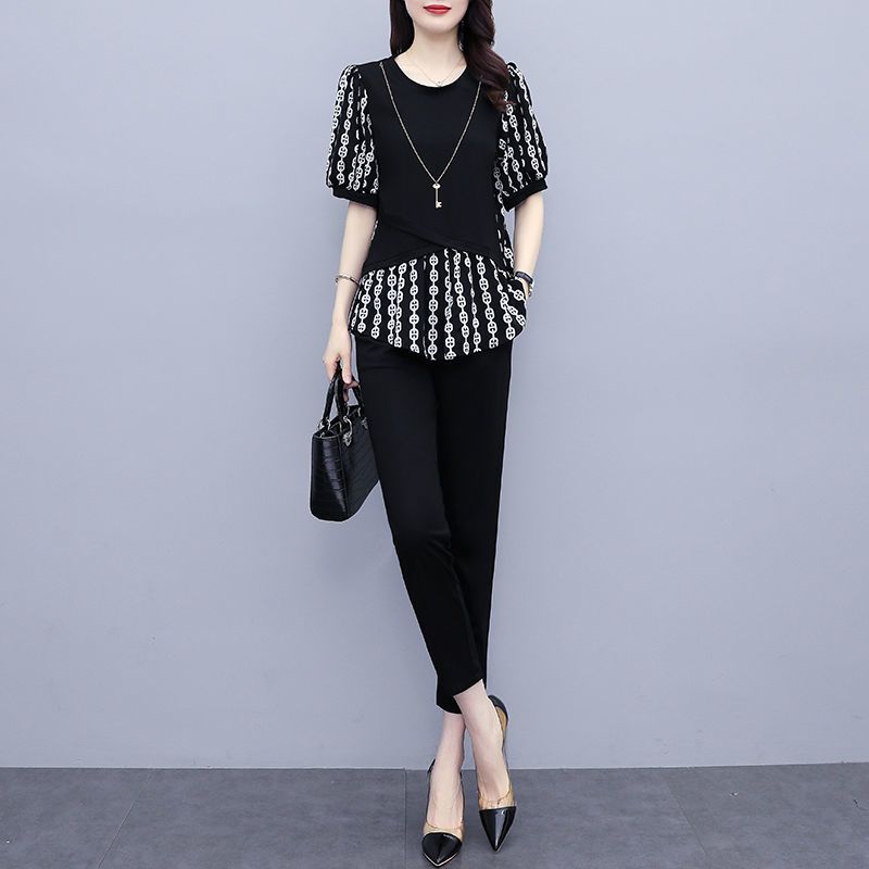 Large size fat mm fashion temperament suit for women 2025 summer new short-sleeved loose belly-covering printing two-piece set