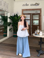 Real shot of energetic girl Korean chic simple striped suspender top set + jeans