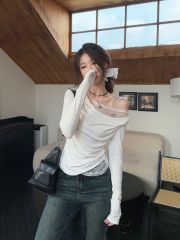 天貓質量斜肩蕾絲拼接長袖針織女2025新款春夏氣質百搭上衣潮