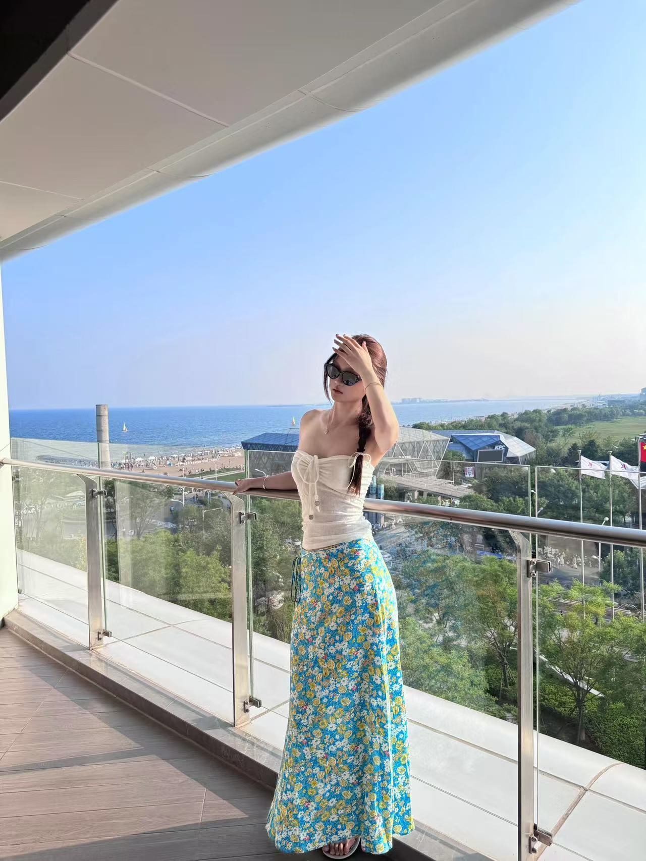 藍色碎花半身裙女夏季穿搭多巴胺掐腰長裙包臀a字半裙