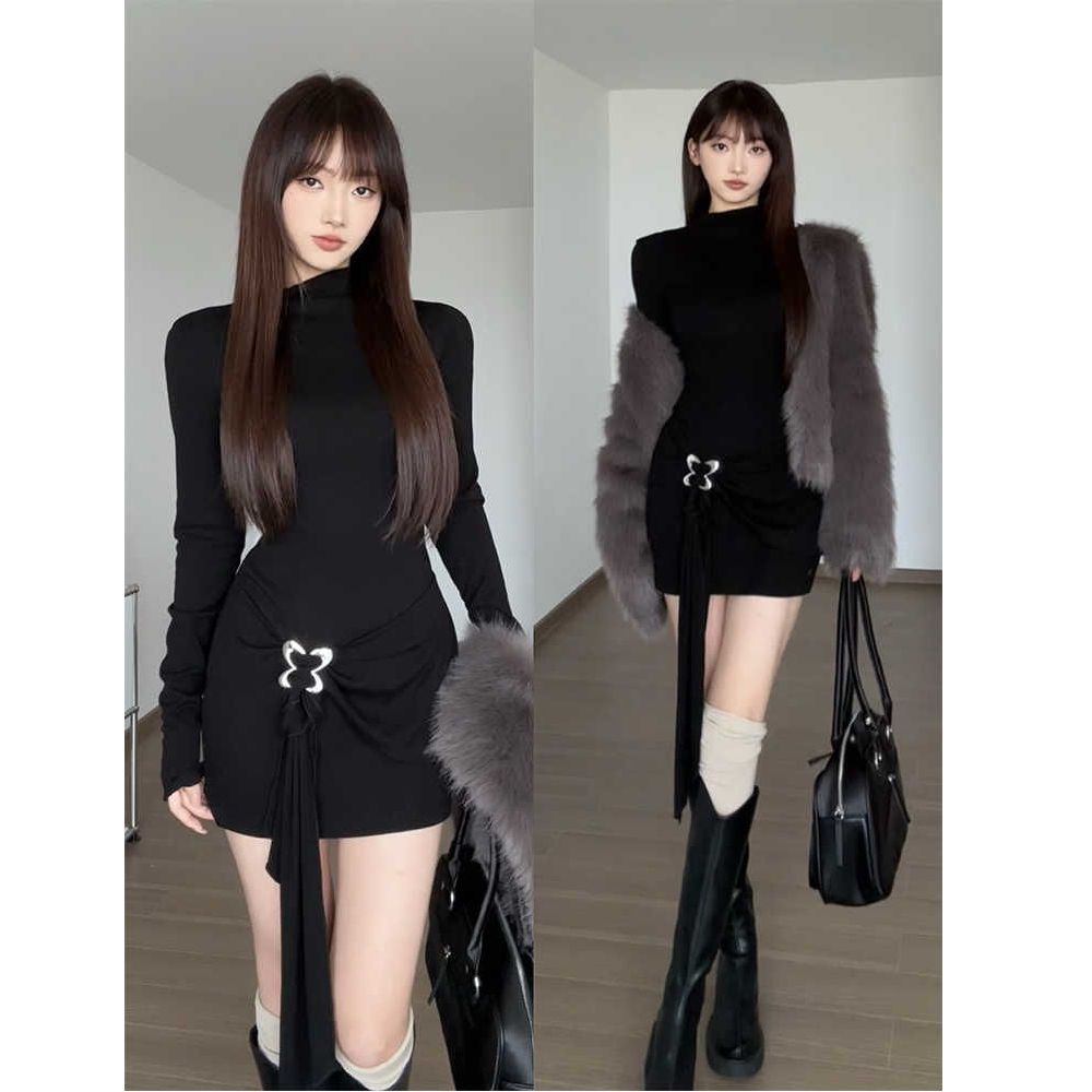 半高領長袖連衣裙女秋冬修身綁帶短裙黑色包臀裙子