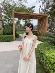 Sweet little fresh chiffon embroidered jacquard temperament suspender dress for women in summer new holiday style tassel skirt