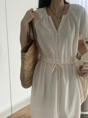 The size has been updated French elegant versatile basic style minimalist French Korean style lazy gold buckle waist-hugging dress