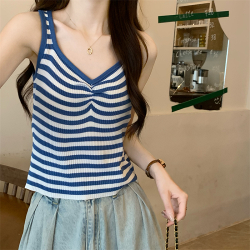 Real shot of new summer design, slim fit, pleated, chic striped short vest for women
