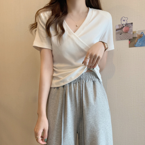 Slightly fat V-neck crossed shoulder short-sleeved T-shirt for women in summer, slim and sweet and spicy top hides meat
