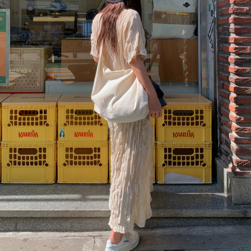 Comfortable, niche simple and versatile pleated dress, long and short