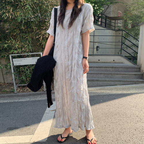 Comfortable, niche simple and versatile pleated dress, long and short