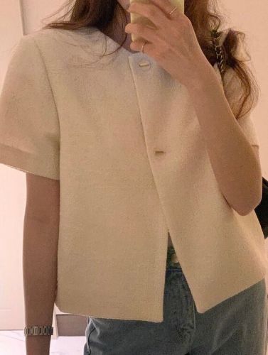 Simple coarse jacket, black and white spot