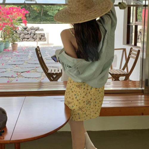 French temperament first love texture floral suspender dress