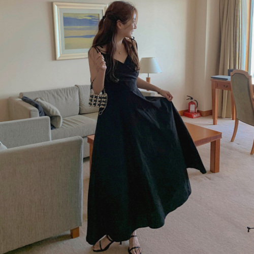 French temperament cross V-neck waist-hugging slim solid color sleeveless suspender dress long skirt