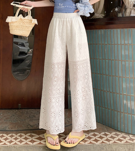 Real shot slim straight-leg wide-leg pants for women, slimming white embroidered lace casual shorts