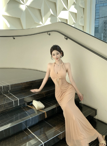 Photographed! Sexy Strapless Off-the-Shoulder Pleated Shoulder Slip Bodice Skimming Fish-Tail Dress Gown Dress