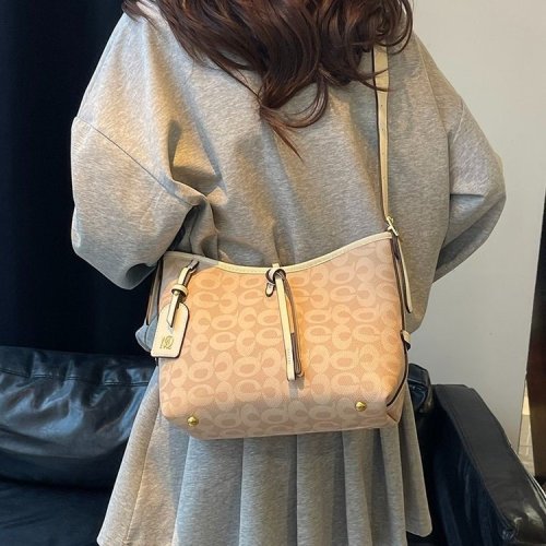 Kou Home Spring New Laurel Hiking Bag, Large Capacity, High Aesthetic, Also Down Bag Fashion Shoulder Bag, Handbag for Women