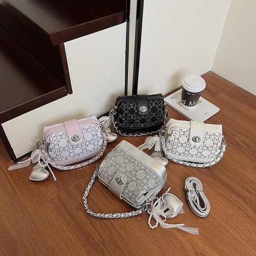 Ladies' Small Floral Pattern Chain Strap Bag 2025 New Model High-End Lock Closure Fashion Versatile Crossbody Conch Bag