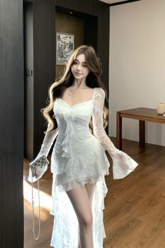 Photographed~ Ethereal Lace Splicing Long-Sleeve Dress with Waist Cinching and Slimming Irregular Hem Short Skirt