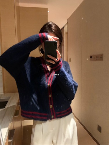 French color-blocking cardigan for women, autumn/winter loose lazy style, design sense, niche knit sweater, high-end top
