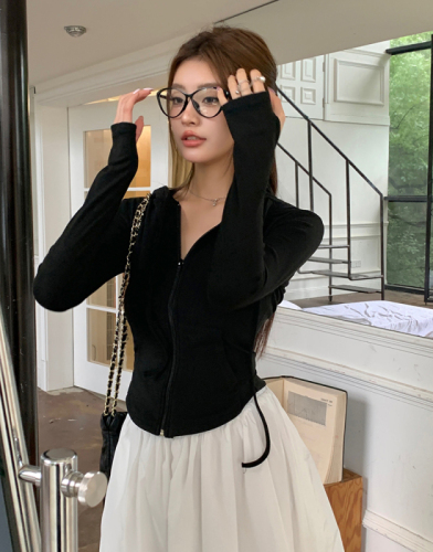 Real shot of 2025 autumn and winter new versatile youth sports style slim long-sleeved hooded zipper sweatshirt